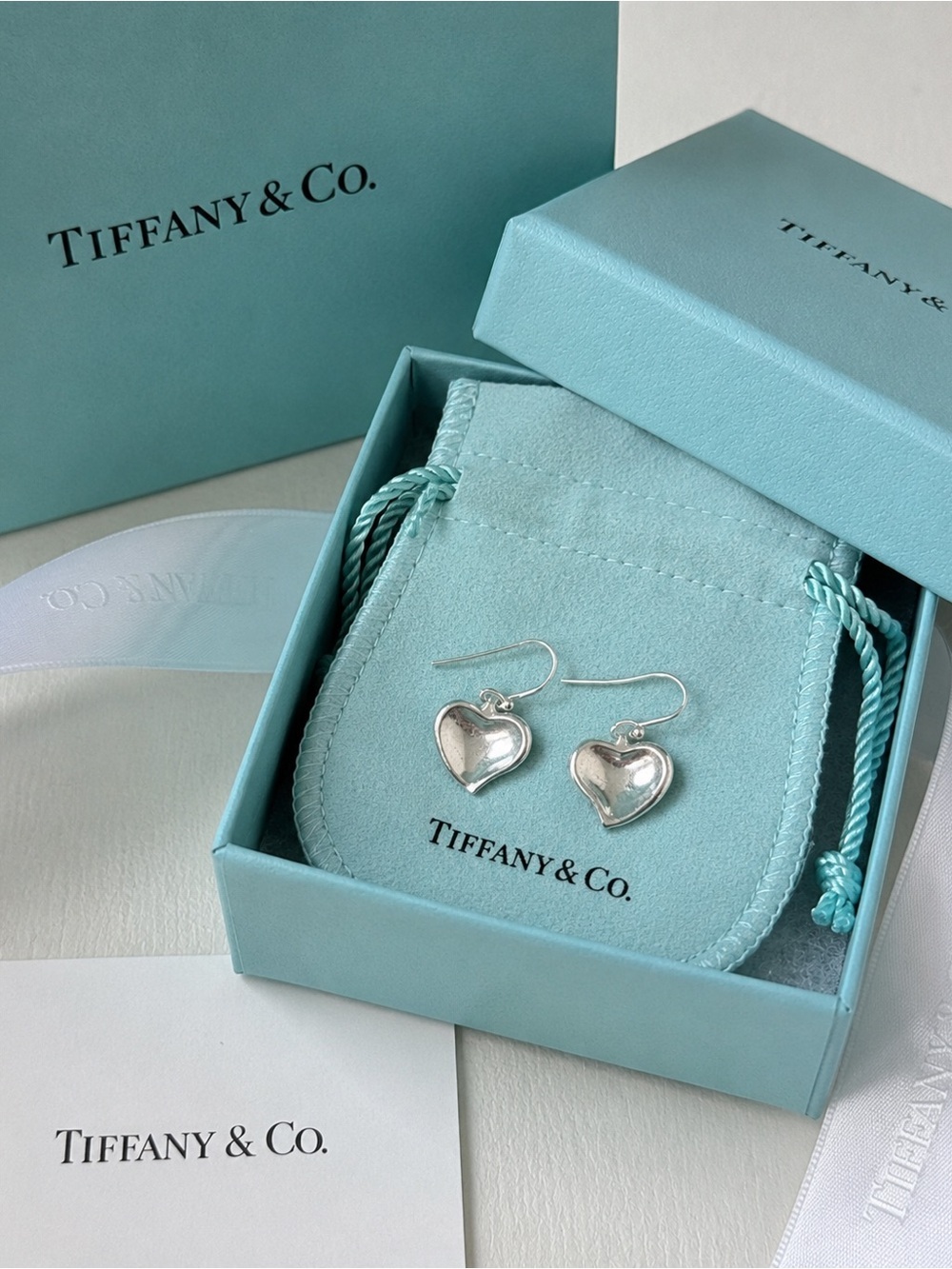 Authenticated Tiffany & Co. Elsa Peretti Carved Heart Dangle Earrings Silver
